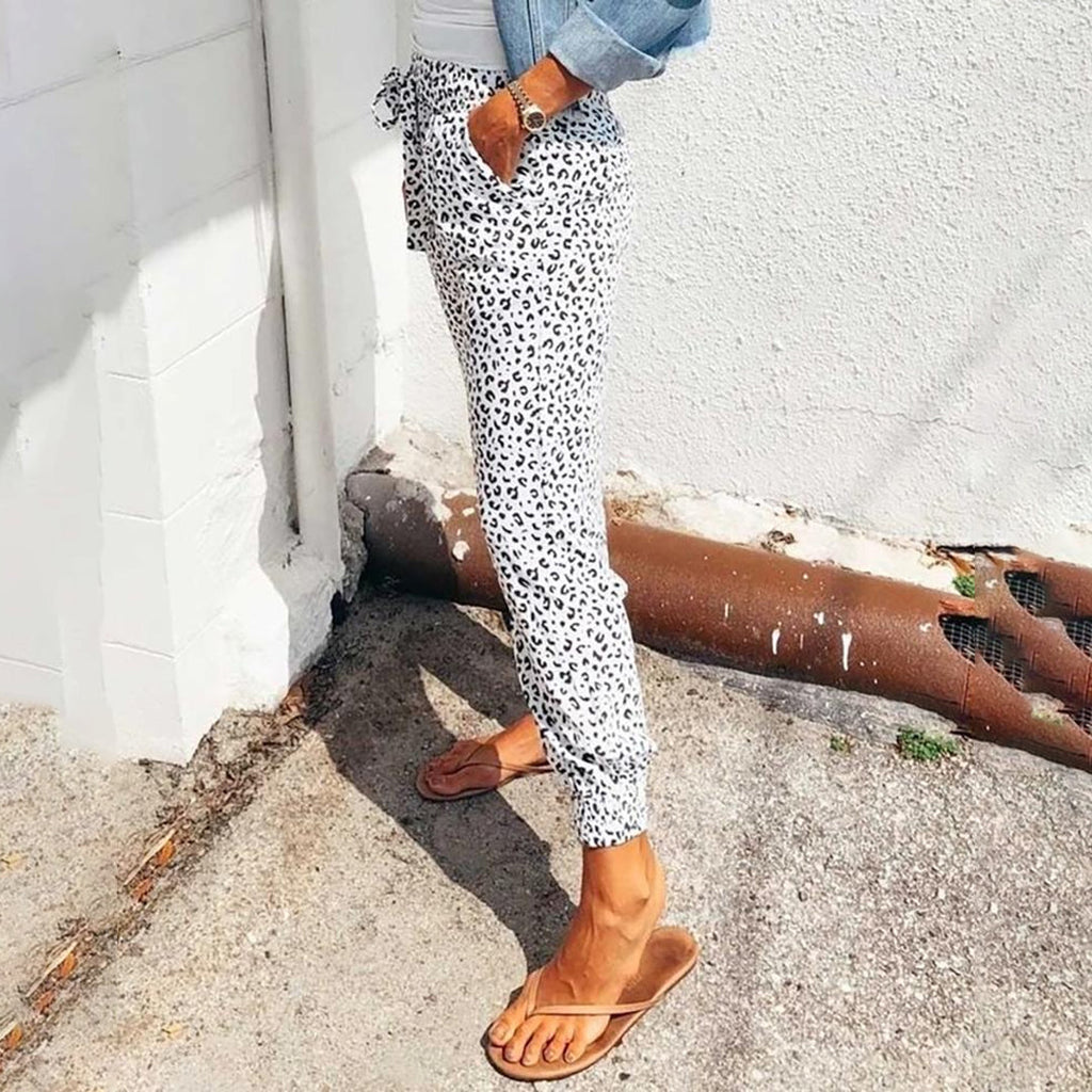 Valenzora | Stylish leopard print trousers for women
