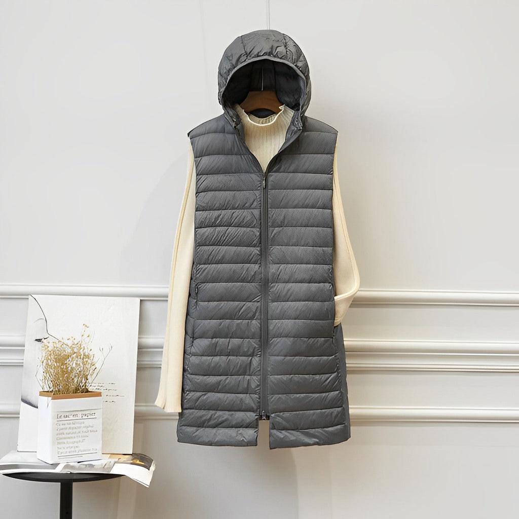 Sleeveless long coat
