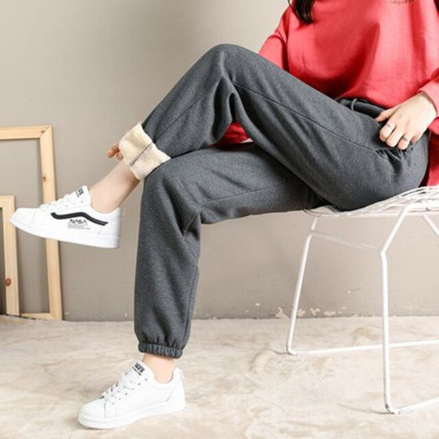 Valenzora | Stylish winter leggings with fur lining for women
