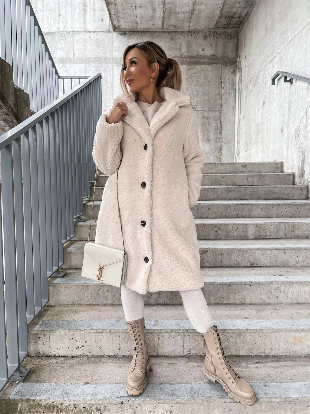 Winter coat made of fine wool