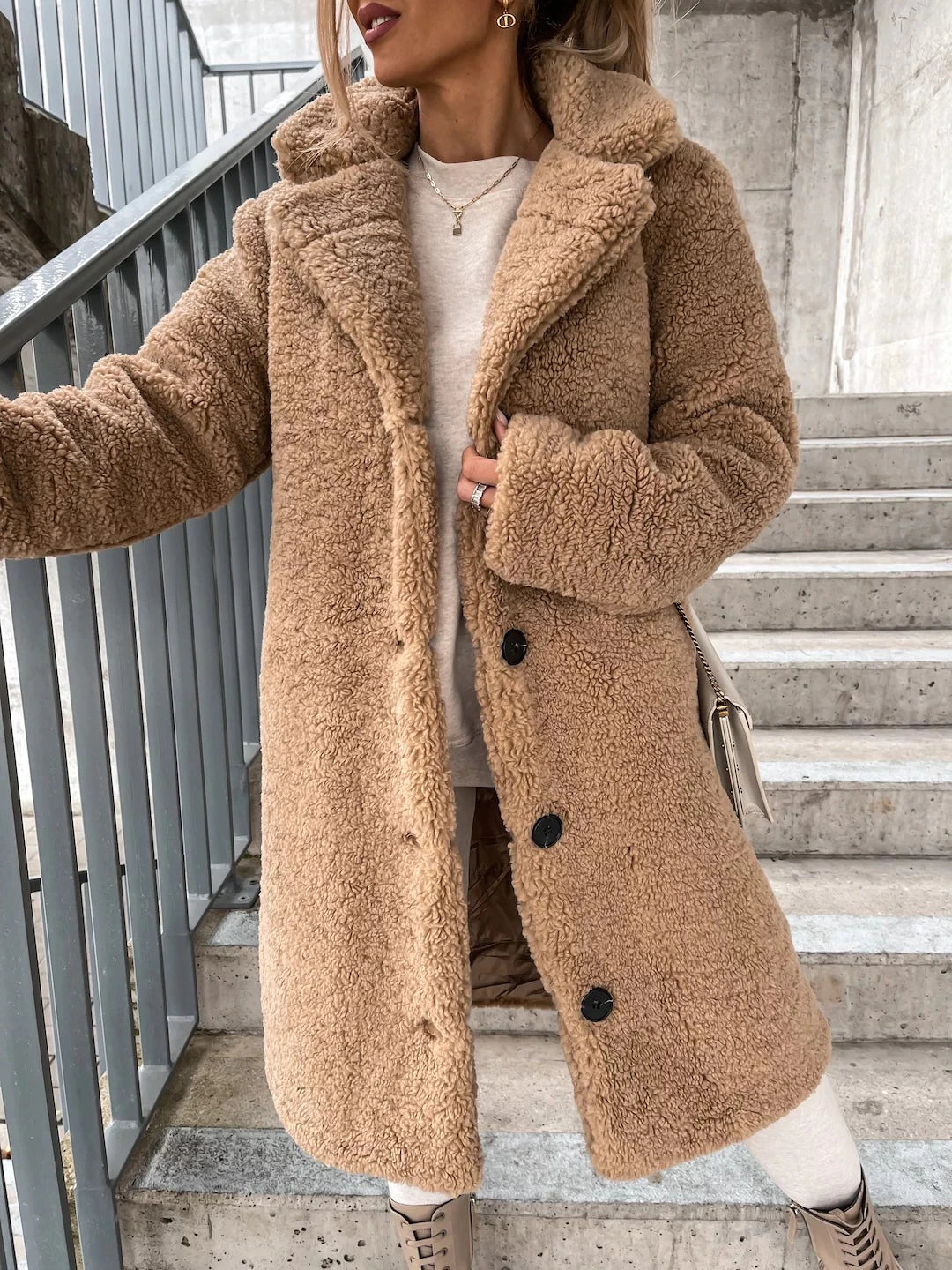 Winter coat made of fine wool