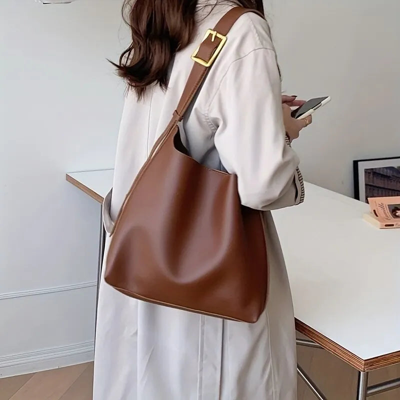Elegant leather bag