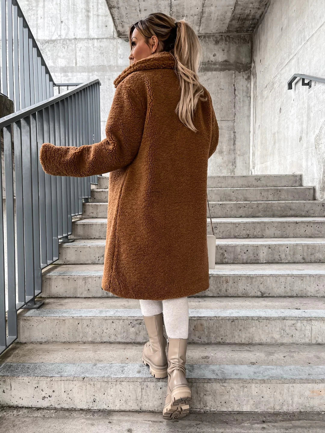 Winter coat made of fine wool