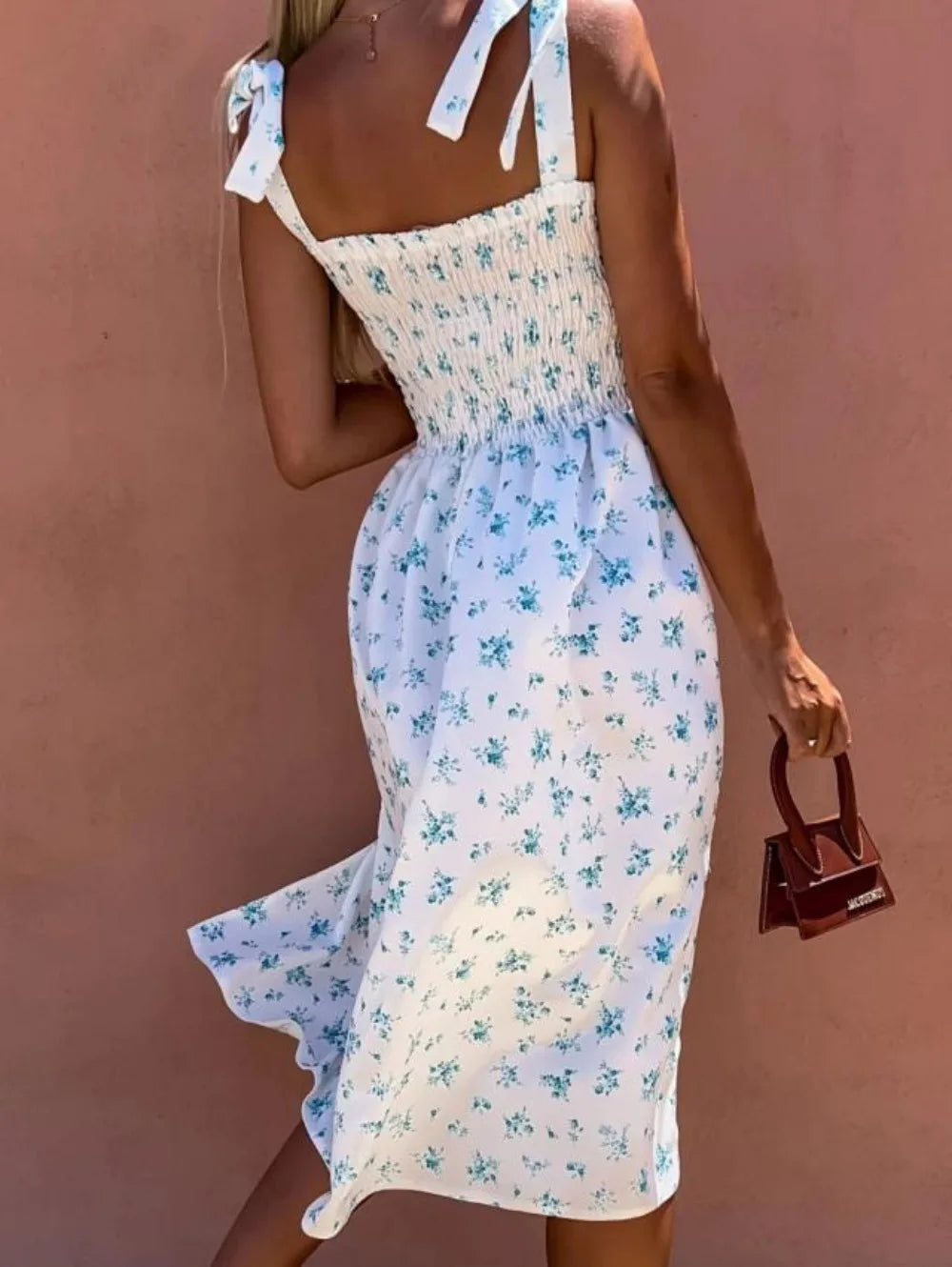 Elegant dress for every occasion