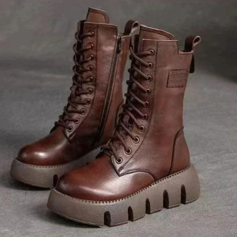 Valenzora – Stylish boots with a high sole