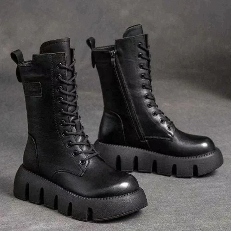 Valenzora – Stylish boots with a high sole