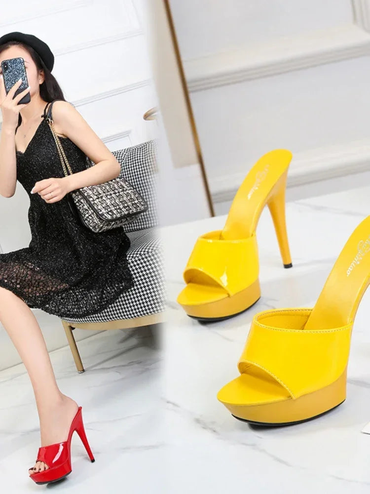 Valenzora | Patent leather high heel sandals
