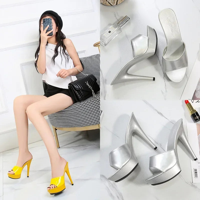 Valenzora | Patent leather high heel sandals