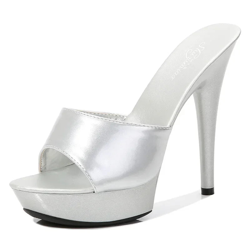 Valenzora | Patent leather high heel sandals
