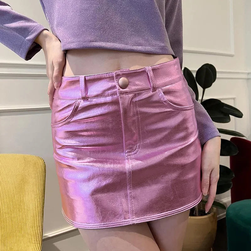 Valenzora - Bright mini skirt in metallic look