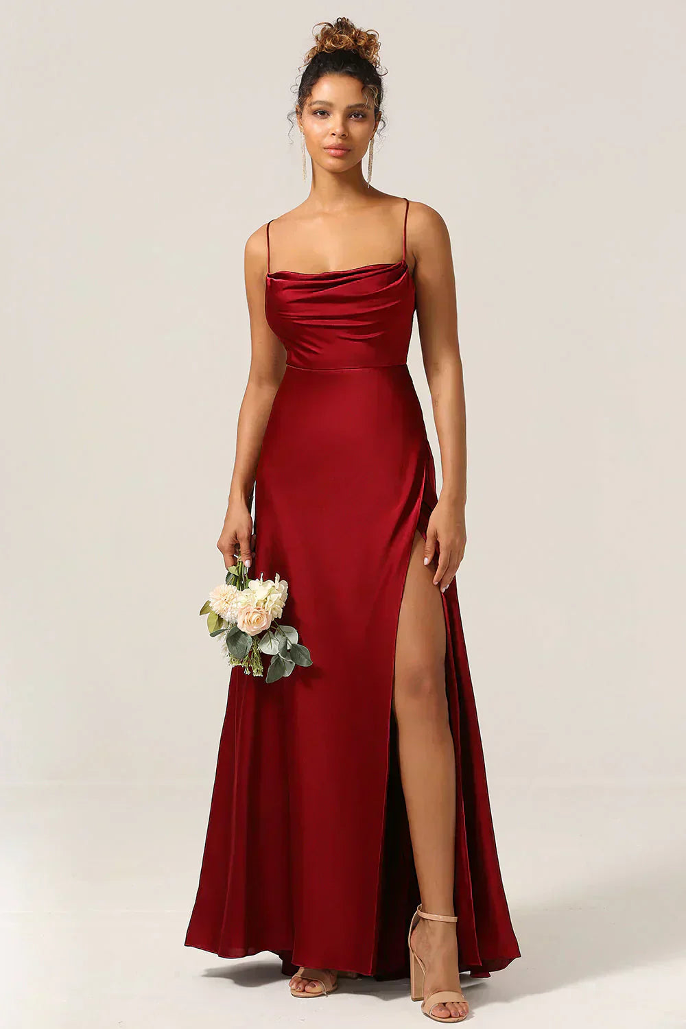 Valenzora | Silk maxi dress with braided back. Dress yourself for formal occasions. Lucette