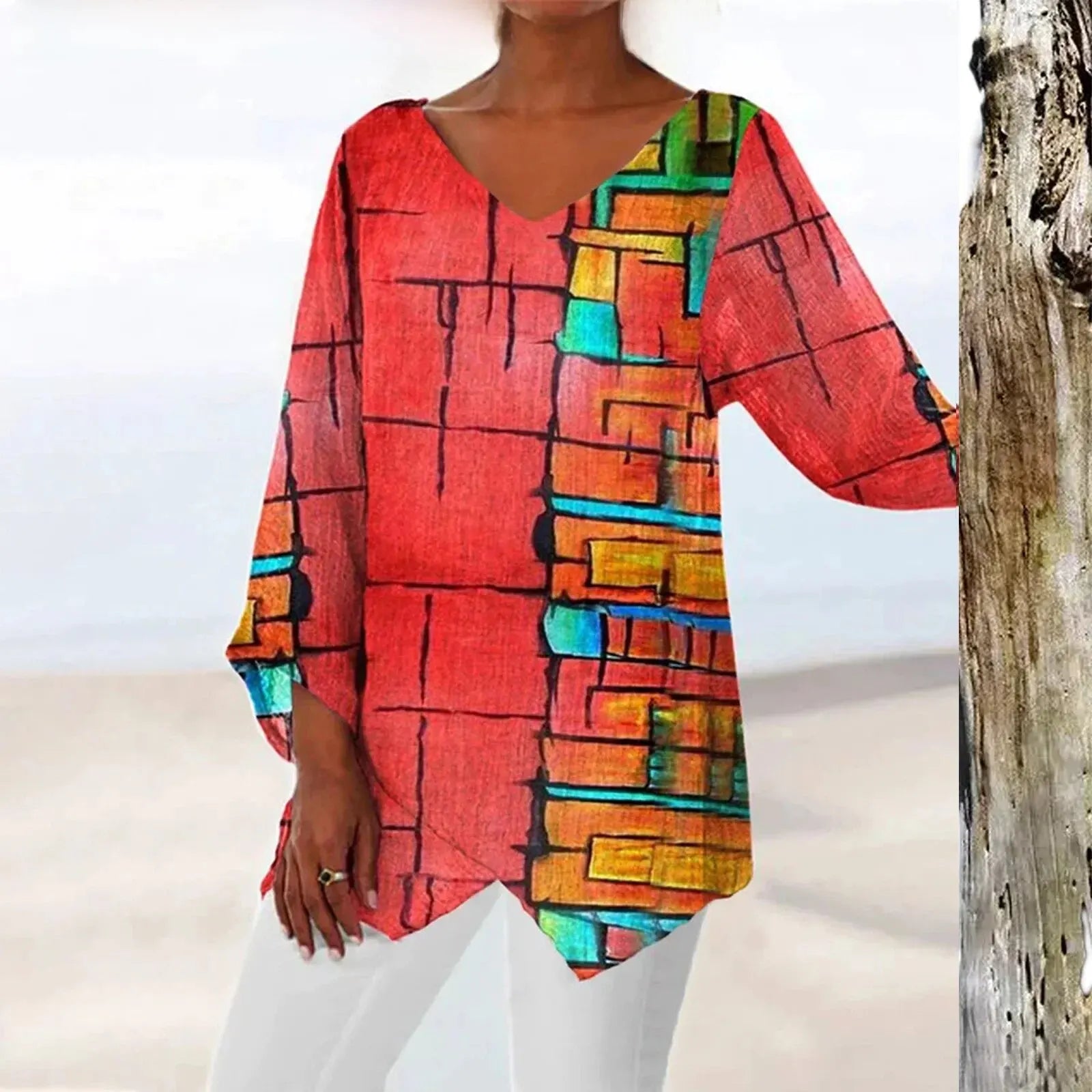 Valenzora | Vintage top with V-neck and elegant fit