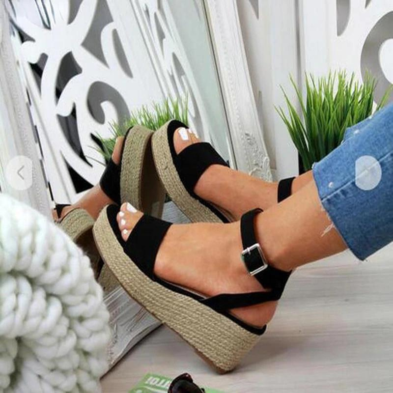 Valenzora | Platform Sandals: Stylish and comfortable summer shoes for women