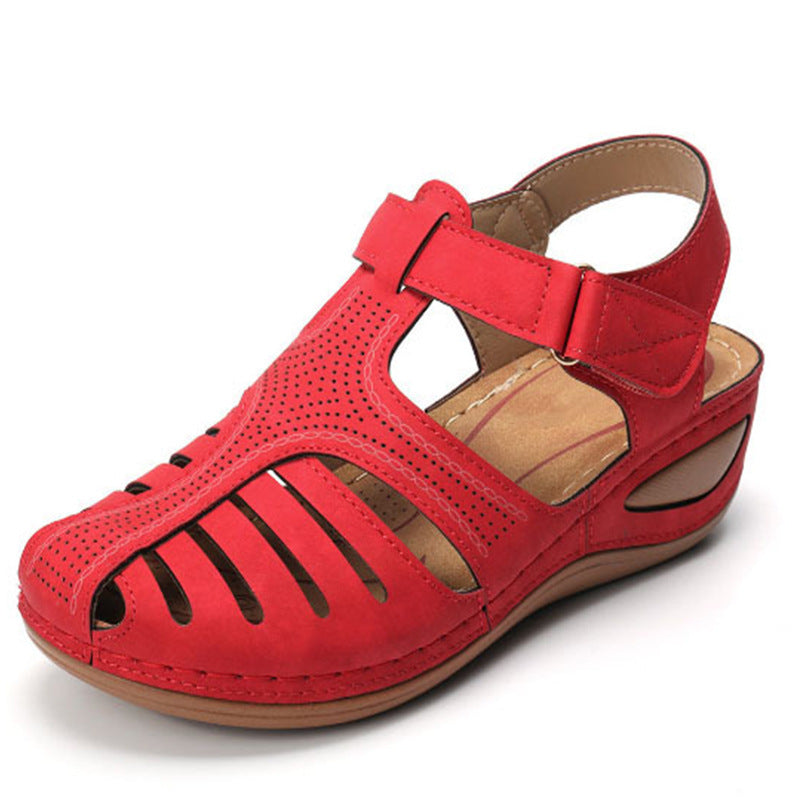 Sandals: For long walks and all-day wear