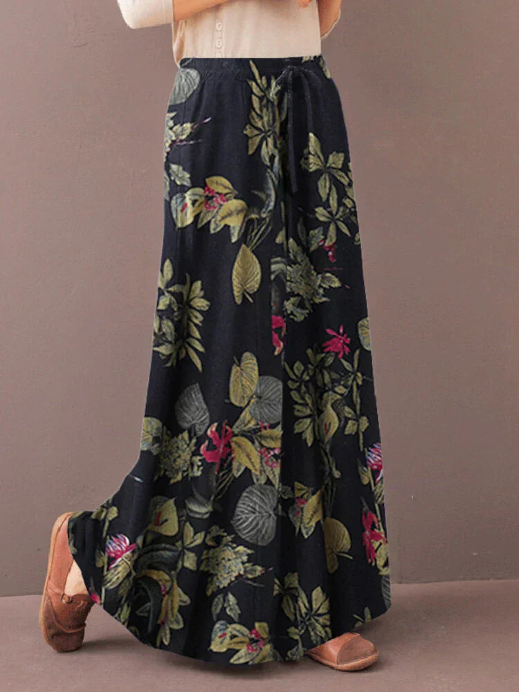 Valenzora | Chic, relaxed trousers with a floral pattern