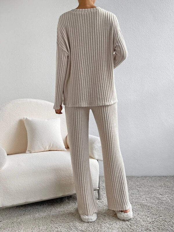Valenzora | Cozy knitwear set for women