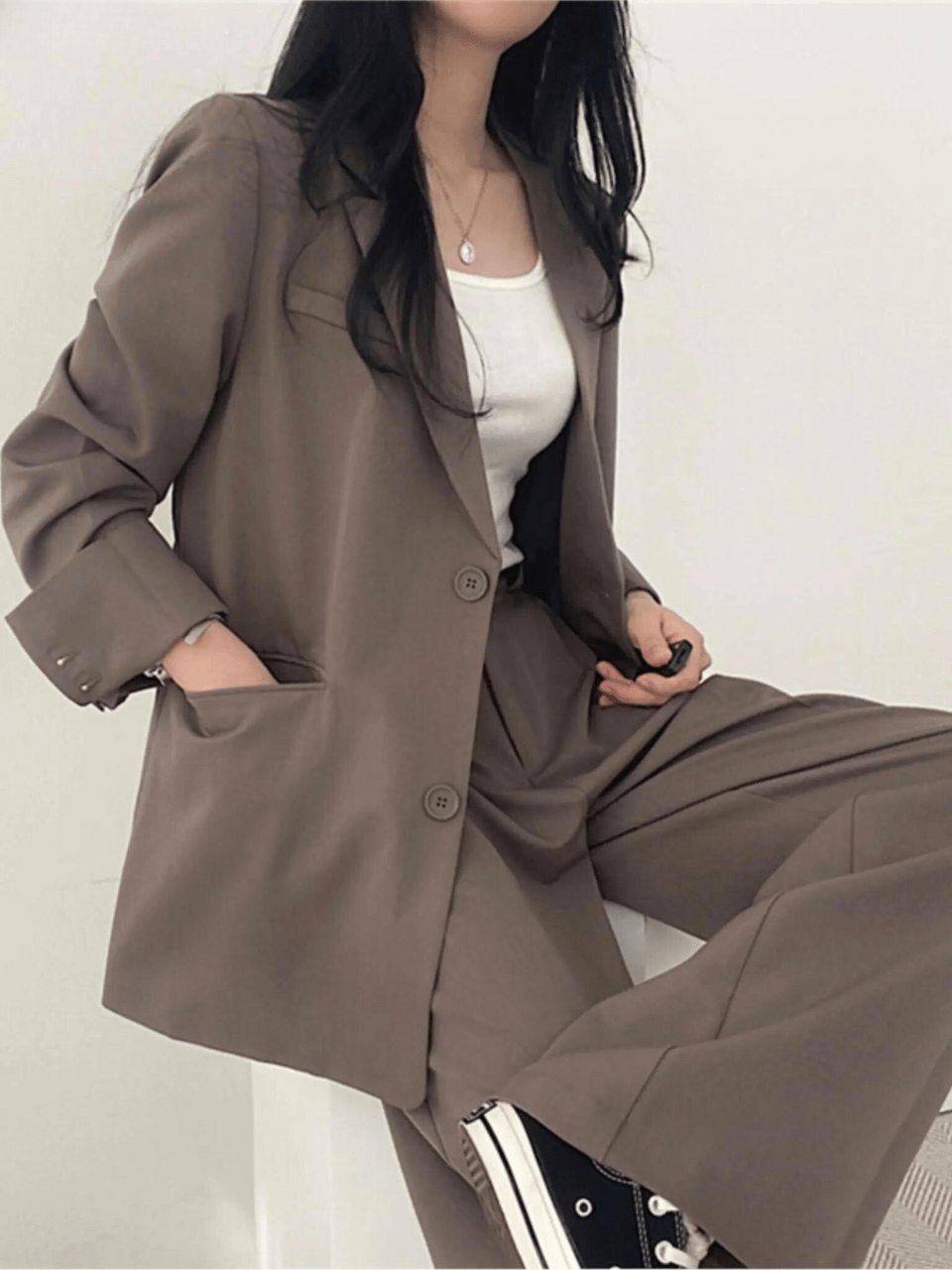 Valenzora | Two-piece women's suit, pantsuit, casual suit