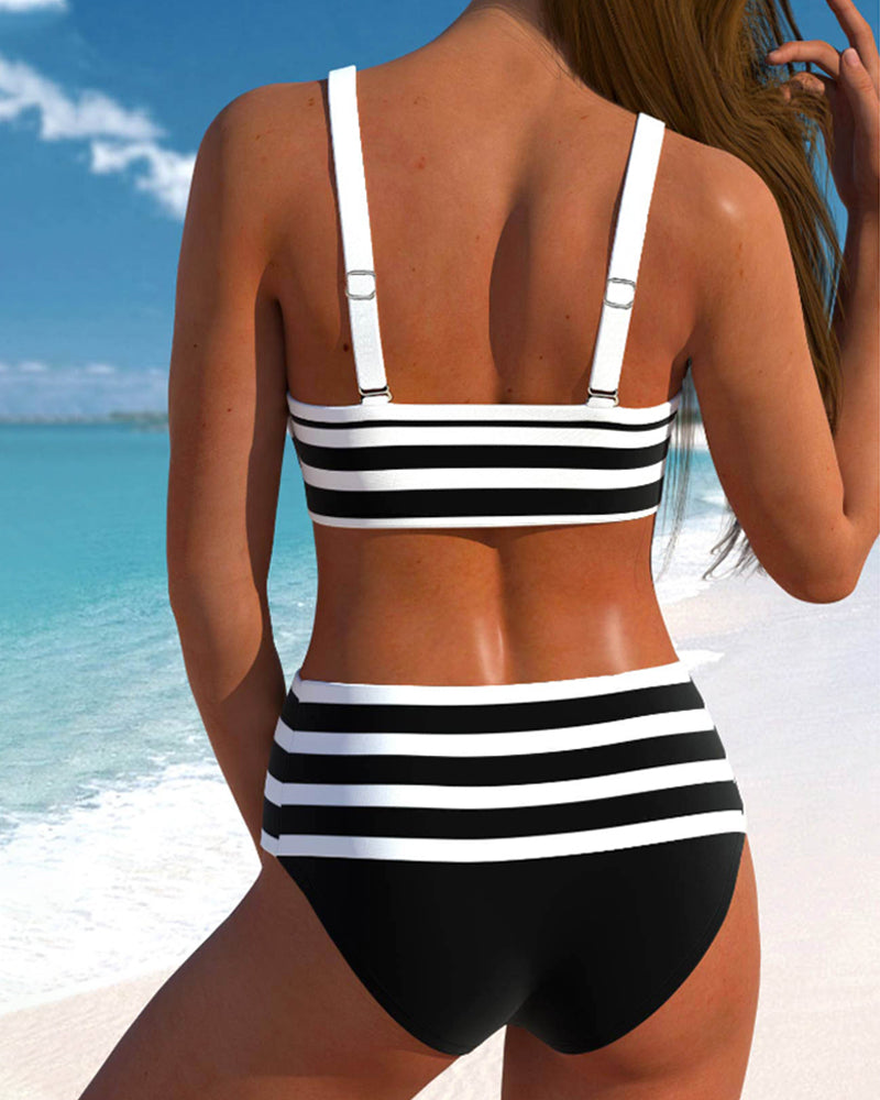 Valenzora | Elegant, colorful summer bikini