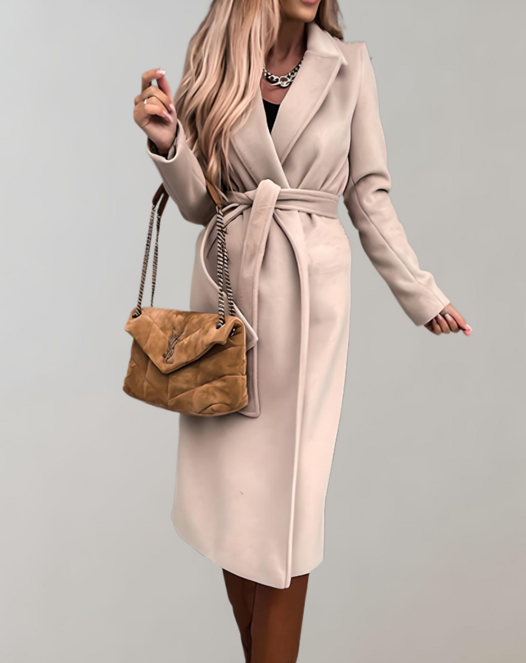 Autumn jacket for women with belt