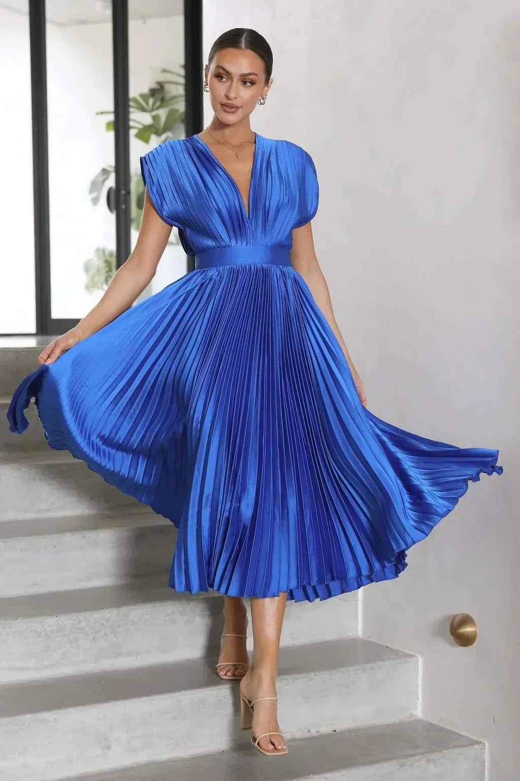 Valenzora | Pleated Plunge Midi Dress