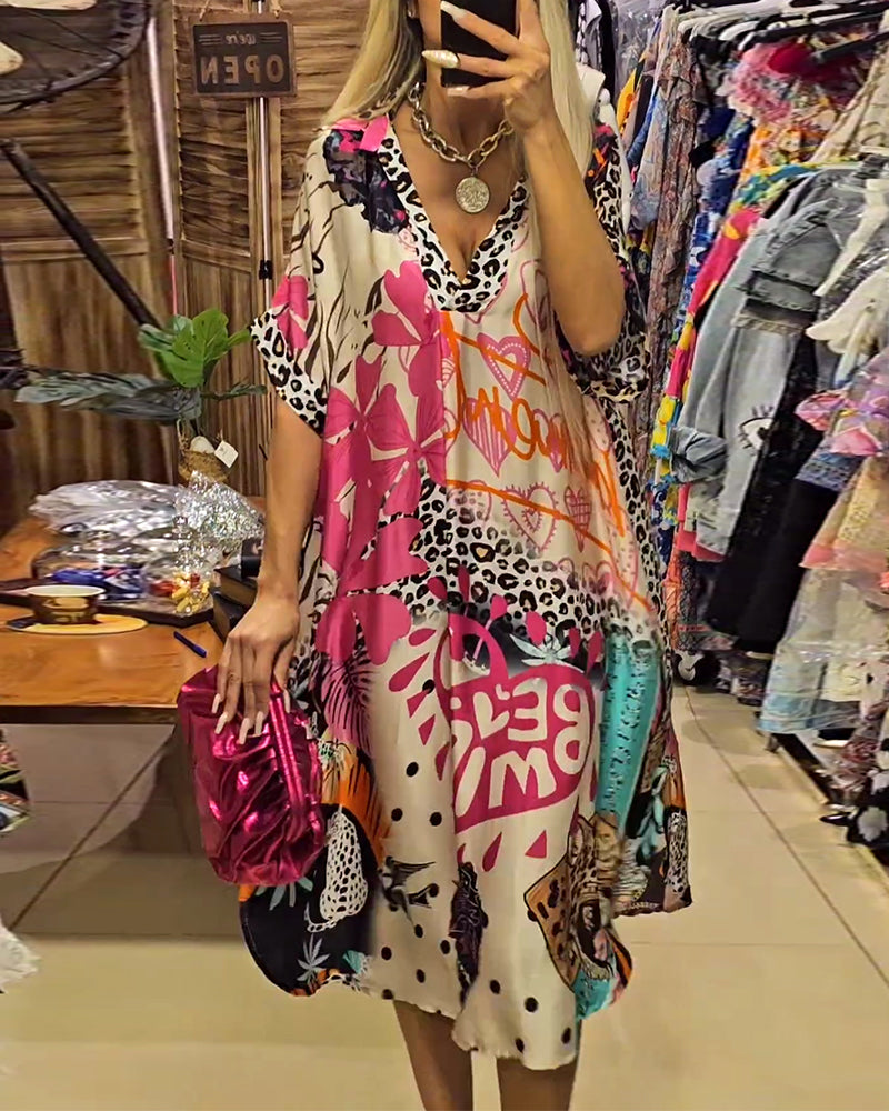 Valenzora | Casual dress with deep V-neck and leopard and colorful print