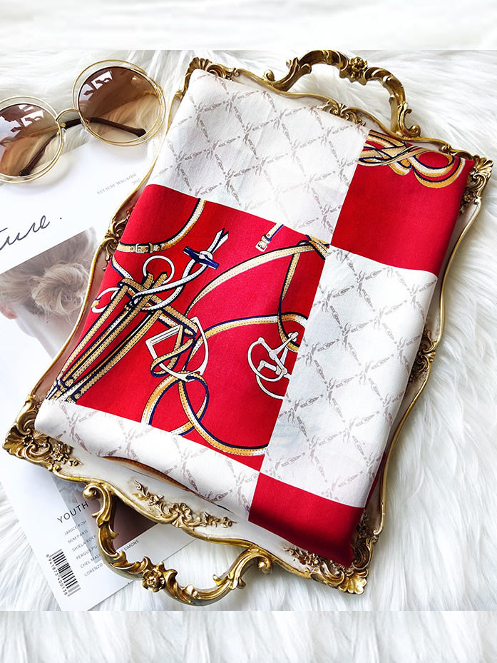 Valenzora | Luxurious women's scarf made of mulberry silk