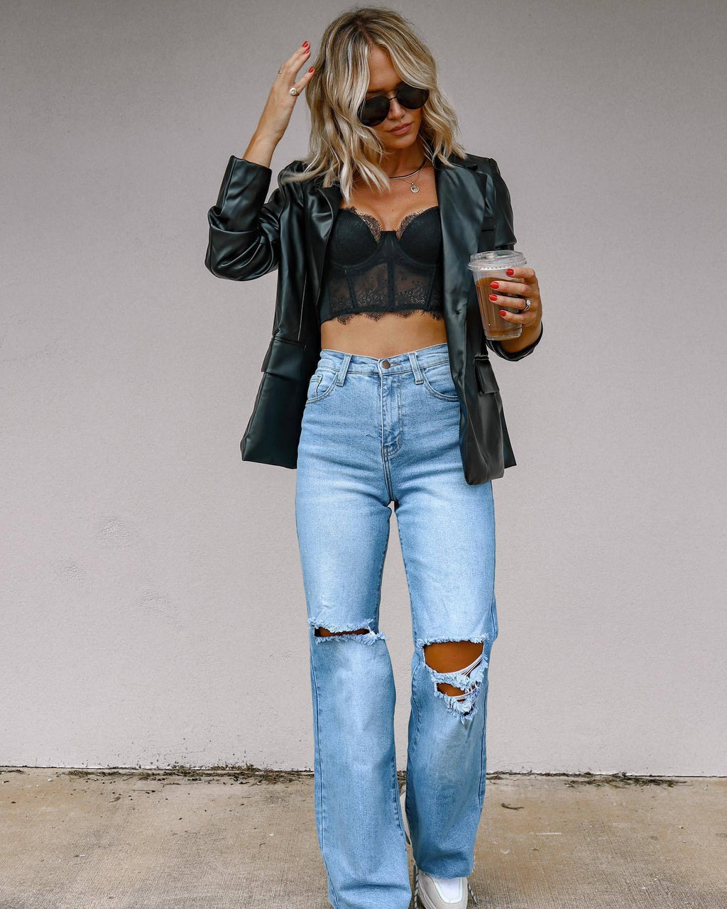 Valenzora trousers with holes