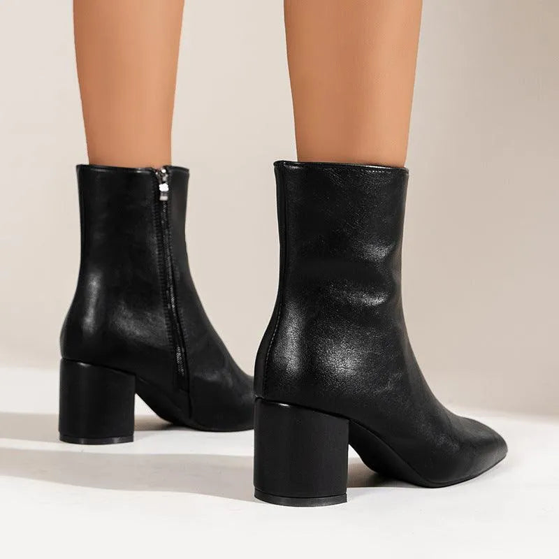 Valenzora | Stiefel mit dicker Zehenpartie