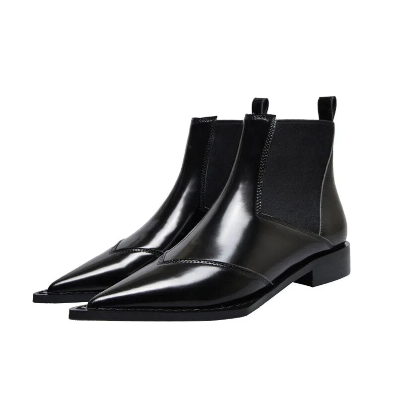 Valenzora | Black ankle boots with a low heel for women