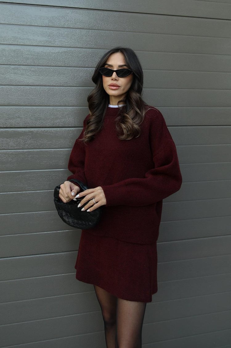 Valenzora | 1-piece knitwear set - women's sweater and skirt with a relaxed fit