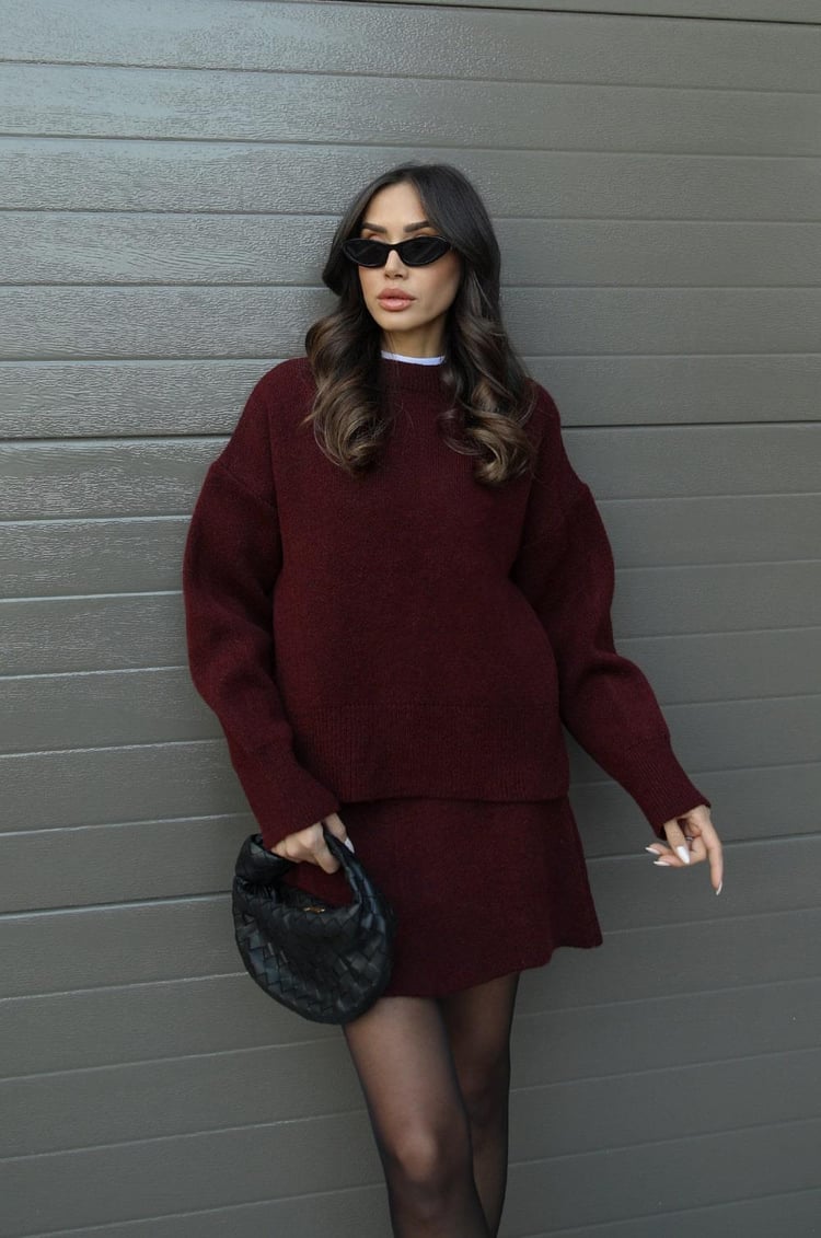 Valenzora | 1-piece knitwear set - women's sweater and skirt with a relaxed fit