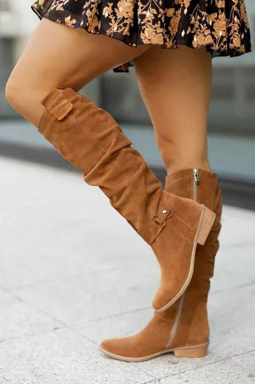 Valenzora and Comfortable Overall Boots