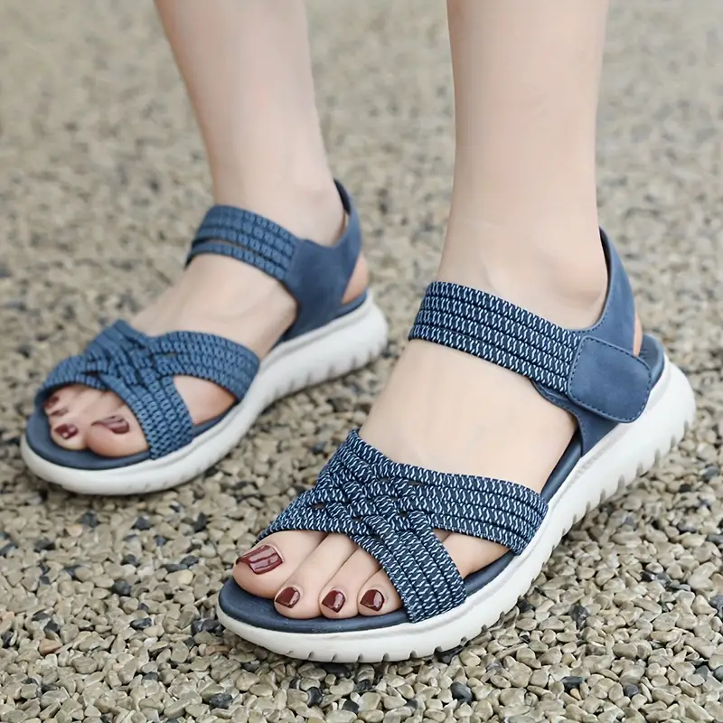 Feet | Women's Flip Flops: Colorful and comfortable