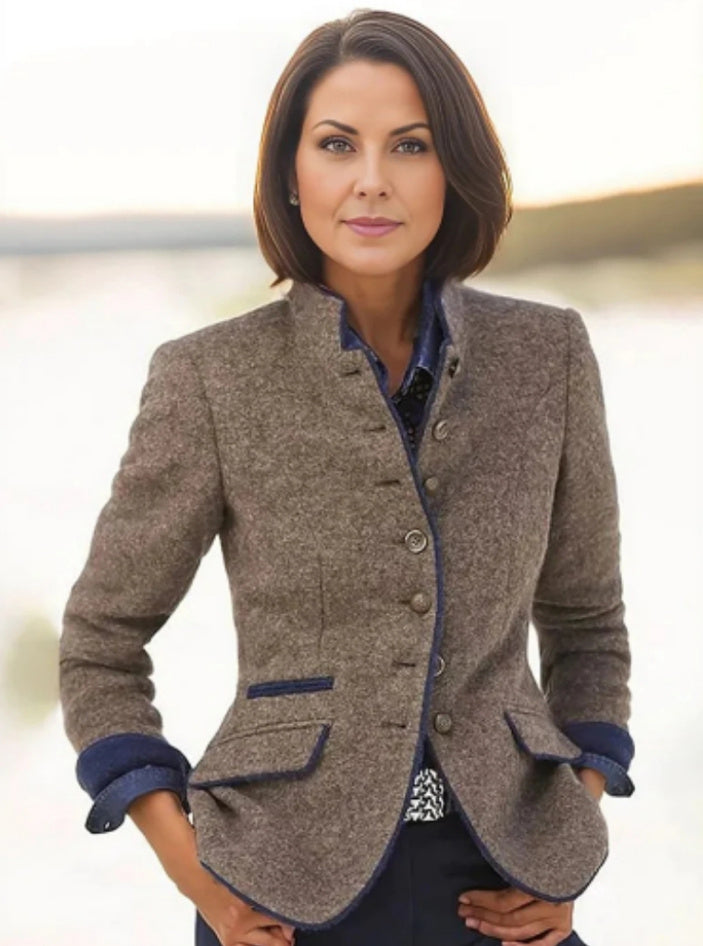 Valenzora | Damen Wolljacke mit mehreren Knöpfen und Farbkombination