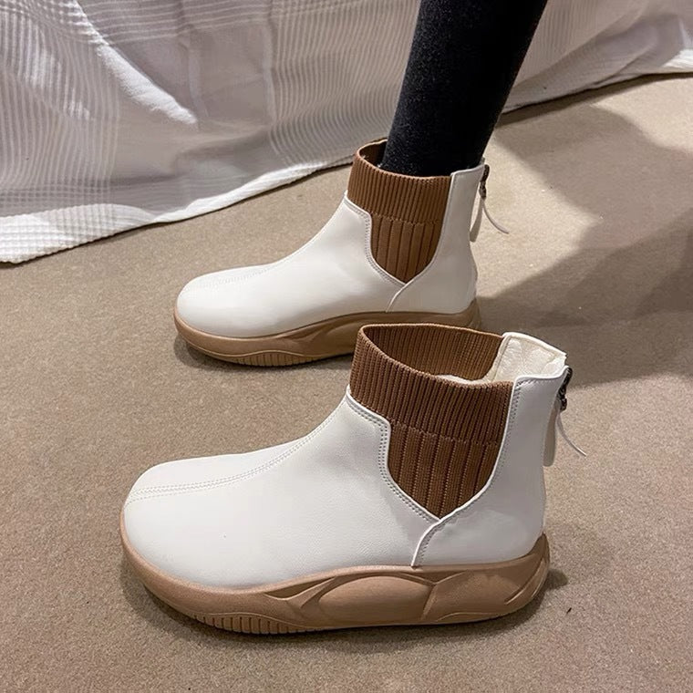 Valenzora | Classic ankle boot with a low heel