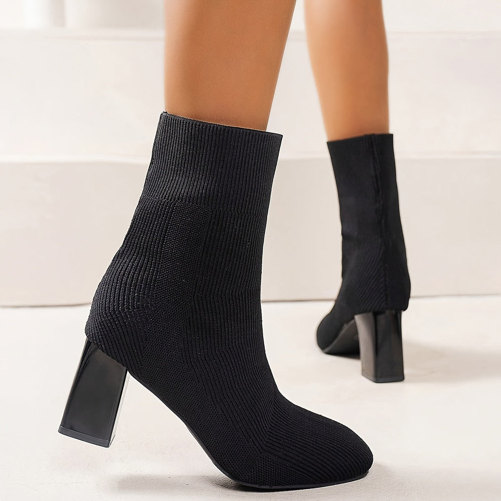 Valenzora | Gestrickte Stiefel mit mittelhohem Schaft und Blockabsatz