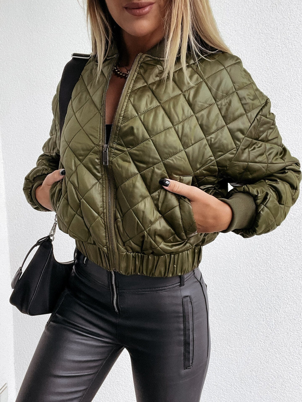 Valenzora | Quilted short puffer jacket