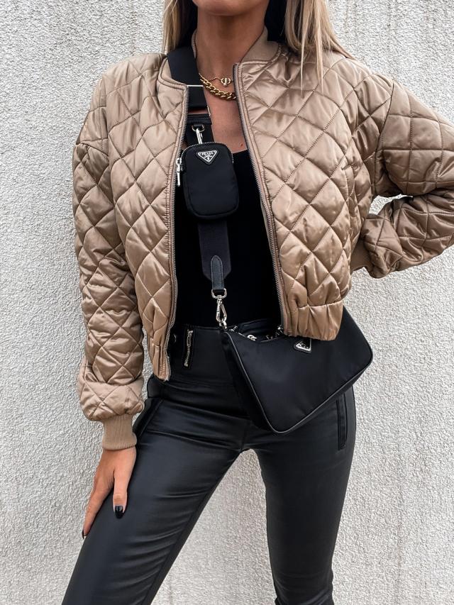 Valenzora | Quilted short puffer jacket