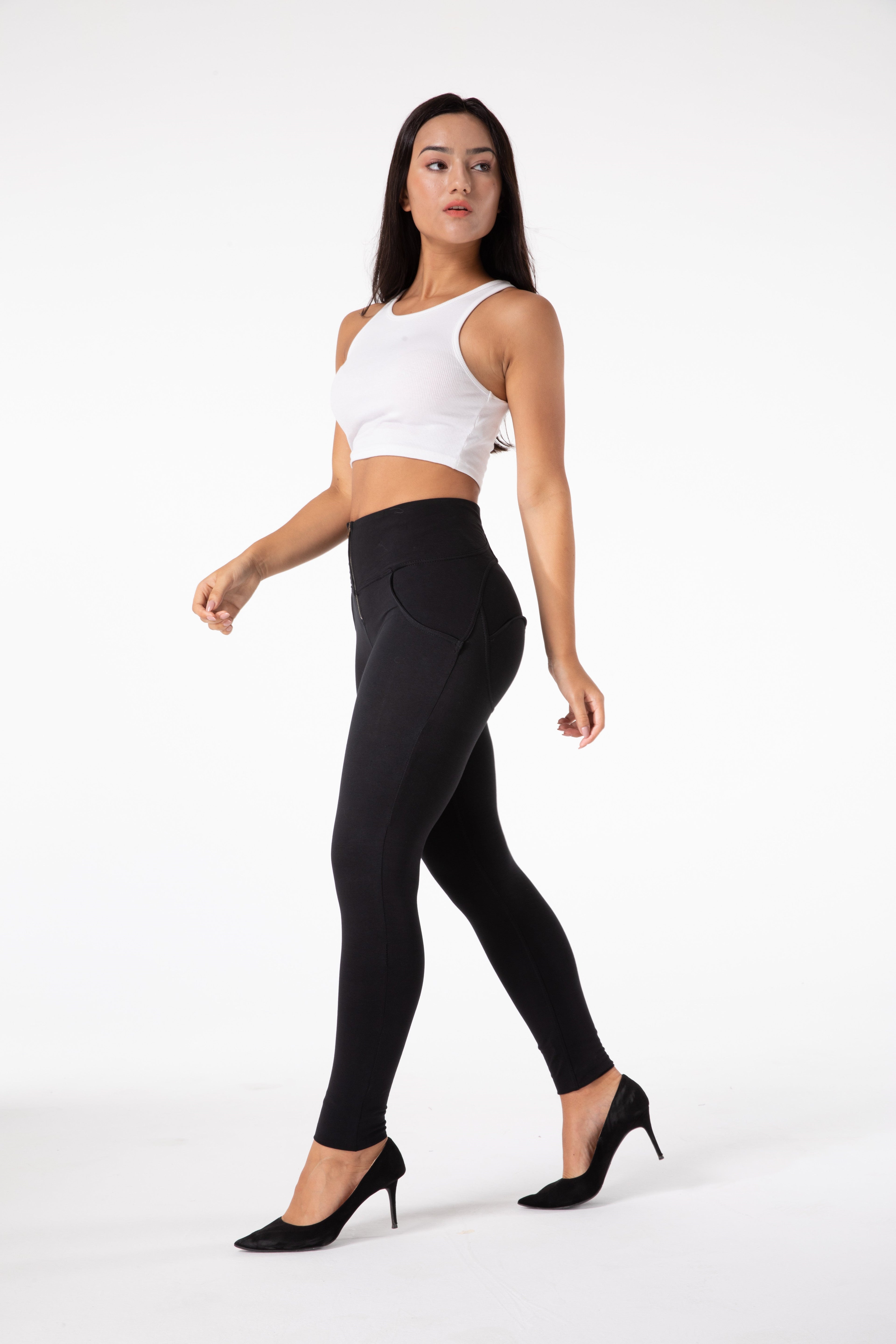 Valenzora | Eng anliegende schwarze Leggings mit hoher Taille