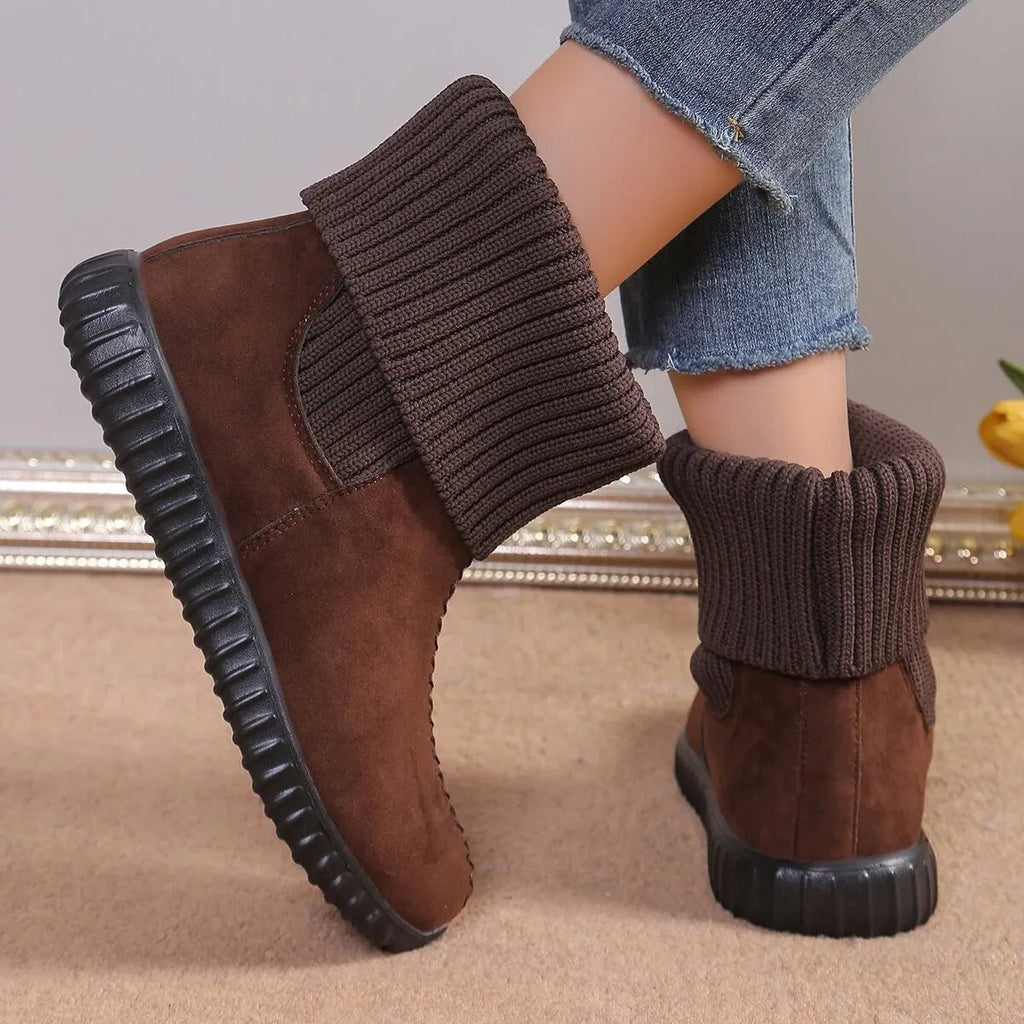 Valenzora | Flache, gestrickte Stiefeletten