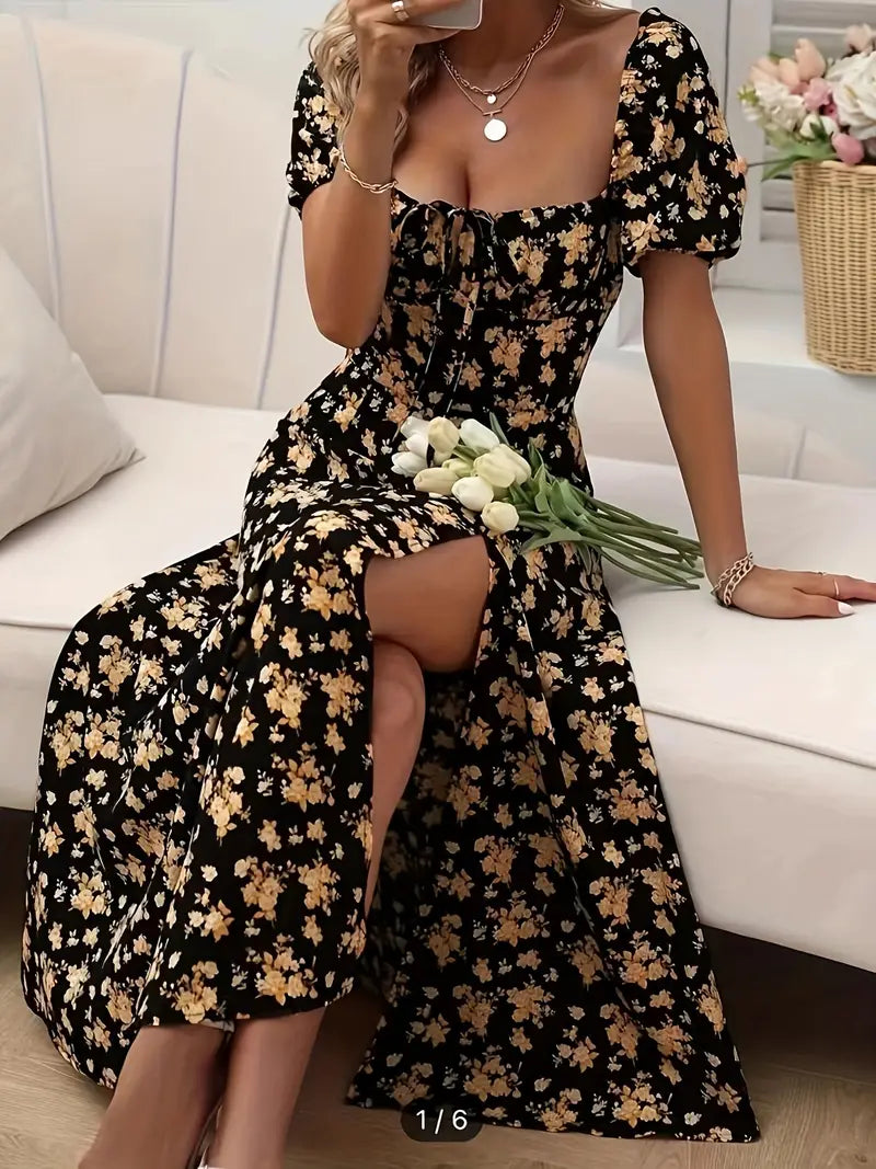 Valenzora | Chic dress with puff sleeves in an A-line style with floral print