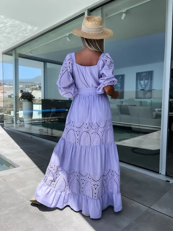 Valenzora | Casual, loose dress with lacing and lace embroidery