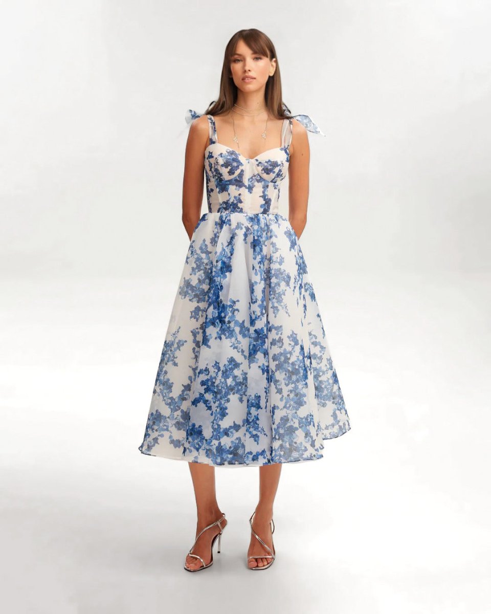 Valenzora | Bezauberndes blaues Kleid
