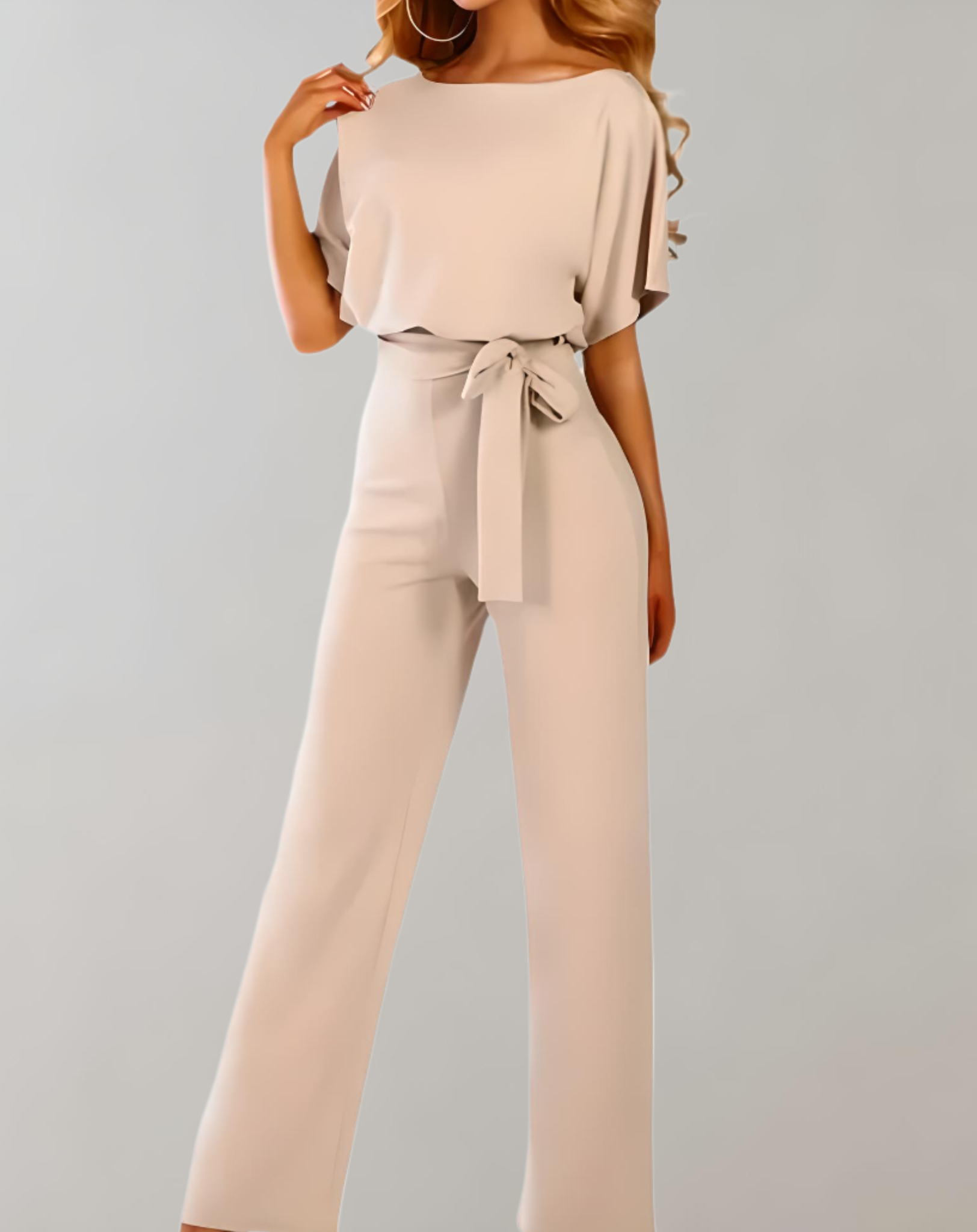 Valenzora | Wunderschön sitzender Jumpsuit mit Midilänge