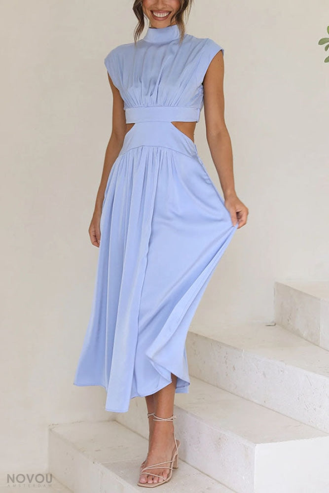 Midi dress with a neckline