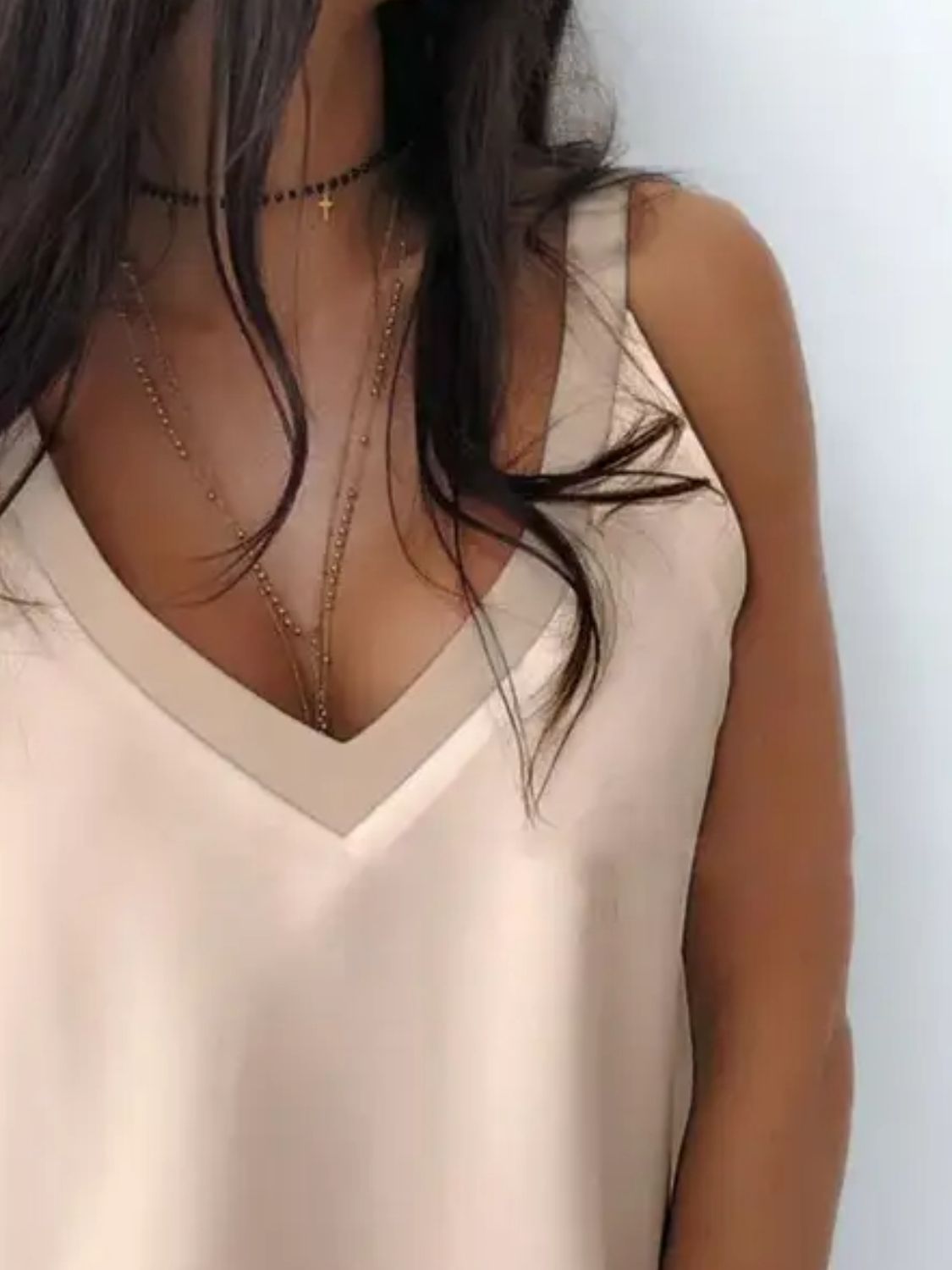Valenzora | V-neck Wide Strap Cami