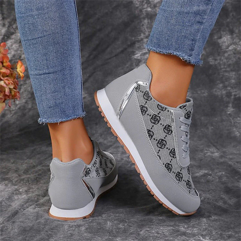 Valenzora | Bequeme flache Schuhe mit Blumenmuster