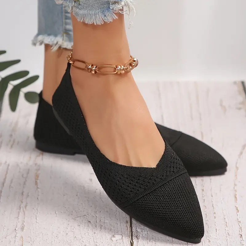 Valenzora | Breathable, knitted, flat slippers with a soft sole