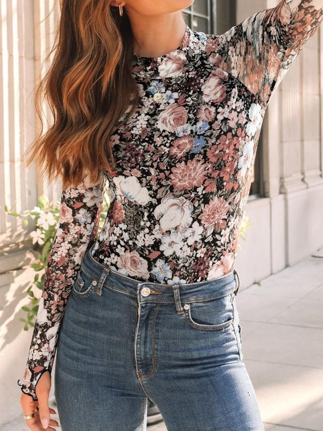 Valenzora | Lovelet Stand-up Collar Long-Sleeve Top