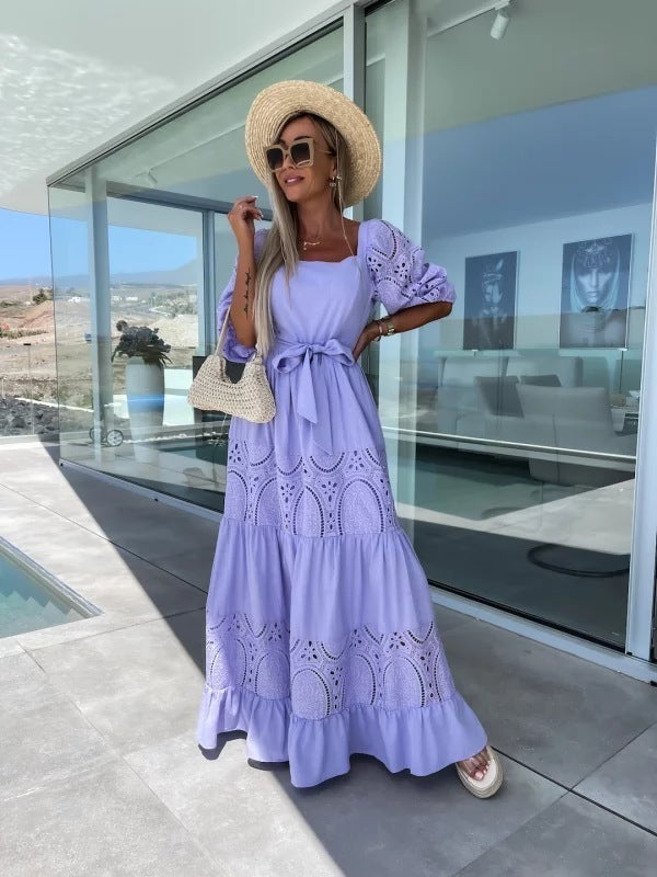 Valenzora | Casual, loose dress with lacing and lace embroidery